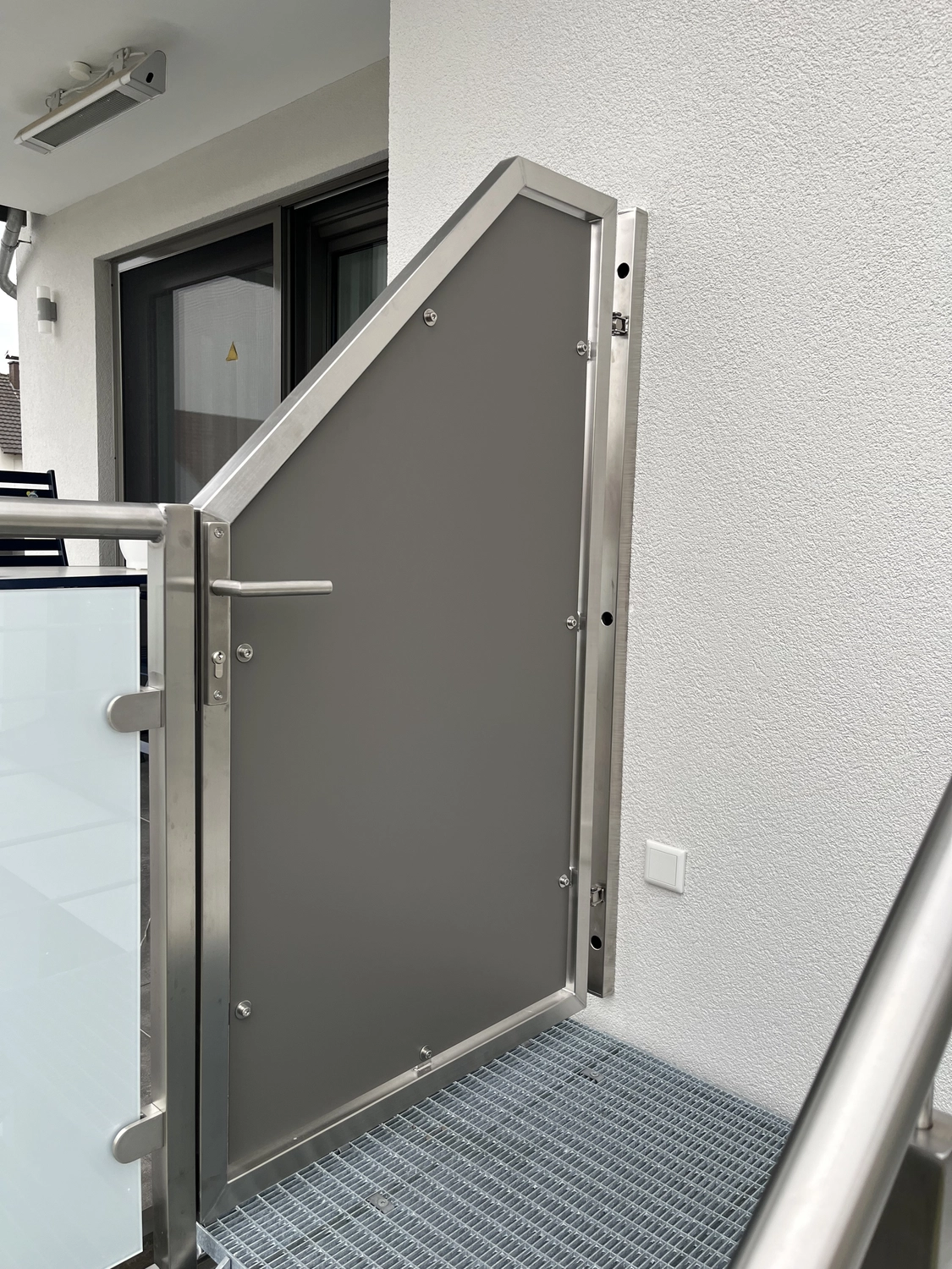  M&N Metallbau - Türen /Tore