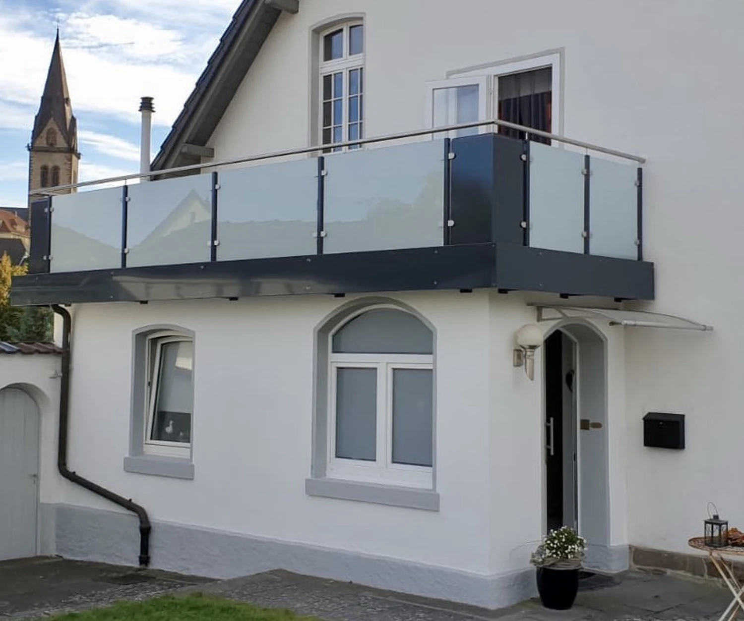 M&N Metallbau - Balkongeländer